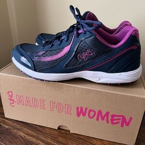 ryka Dash 3 Navy/Pink Walking Shoe - Like New With Box